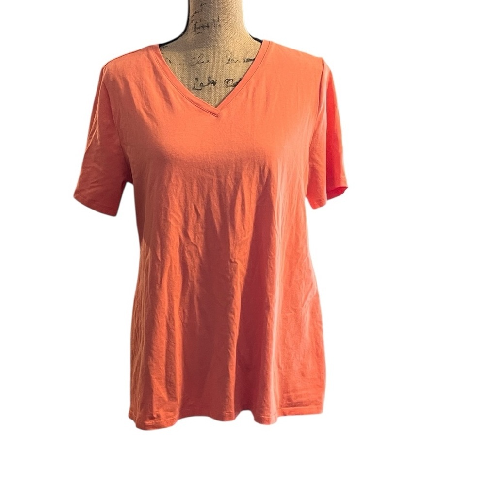 D&Co Essentials Coral V-Neck Short Sleeve Tee